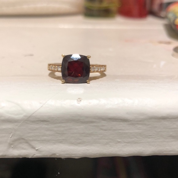 Beautiful ring - Picture 4 of 5
